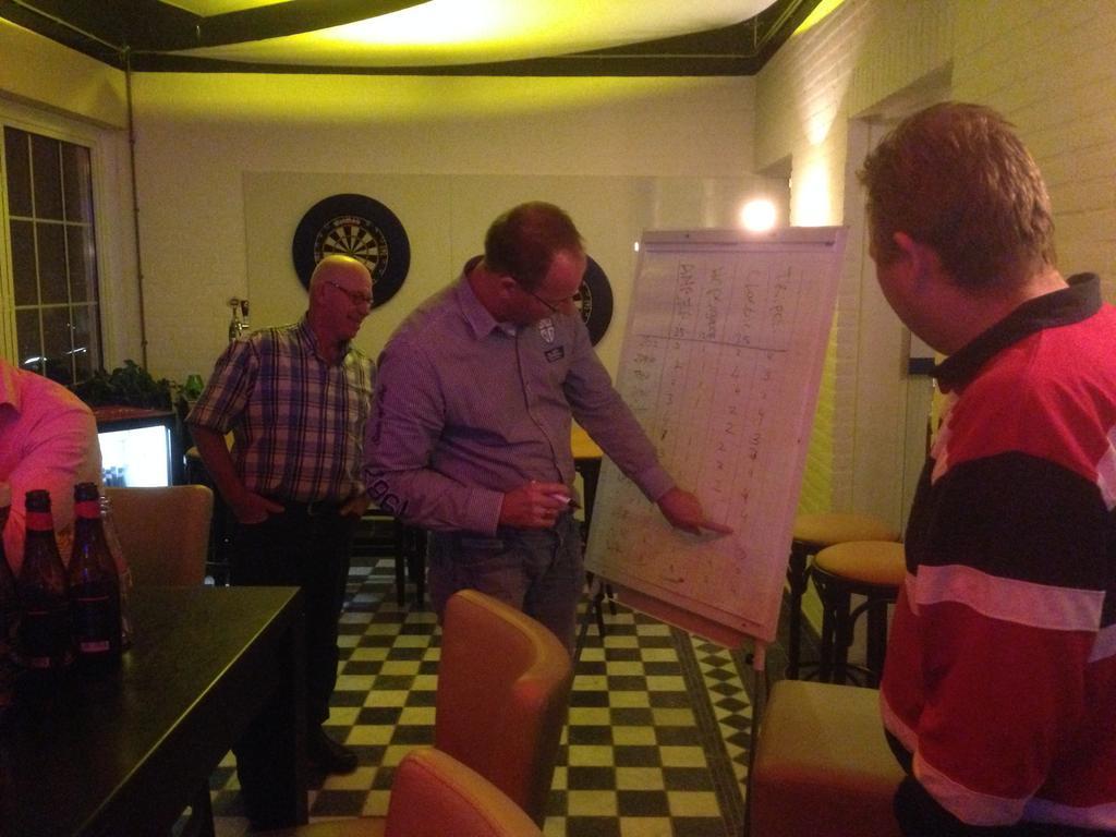 אודן Oke Hotel De Leygraaf Heeswijk Dinther מראה חיצוני תמונה