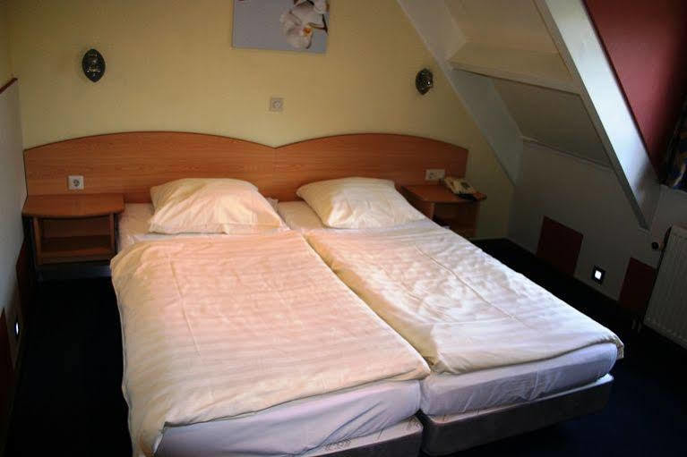 אודן Oke Hotel De Leygraaf Heeswijk Dinther מראה חיצוני תמונה